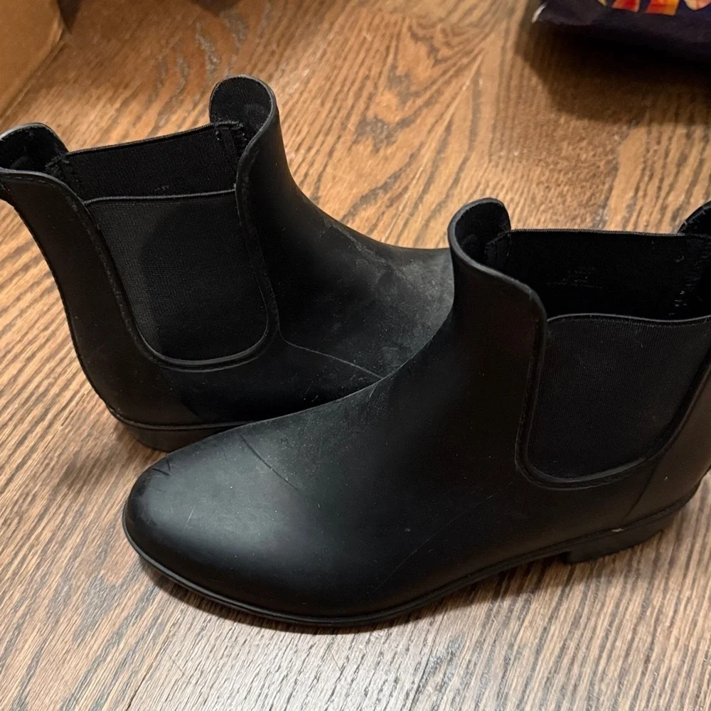 J Crew Rain boots Black Size 6
